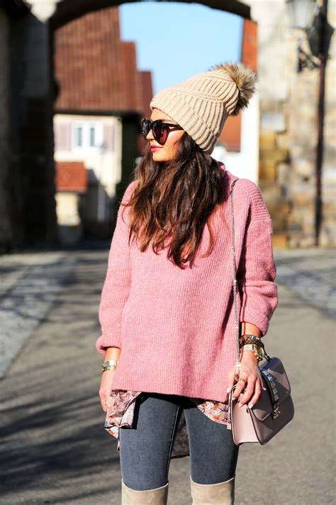 25 Boho Winter Outfits For Women To Try - Instaloverz