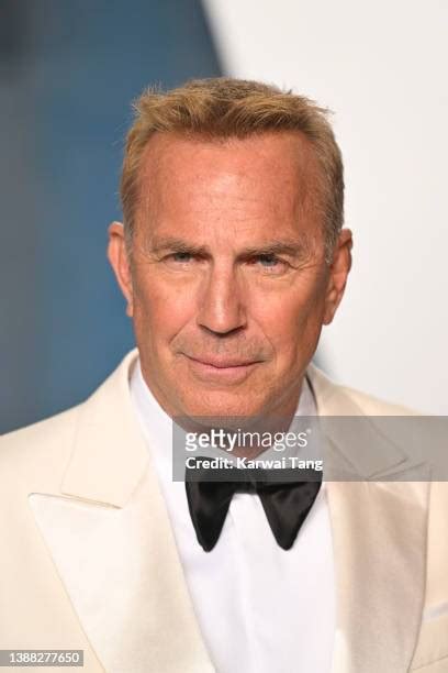 Kevin Costner Oscar Photos and Premium High Res Pictures - Getty Images