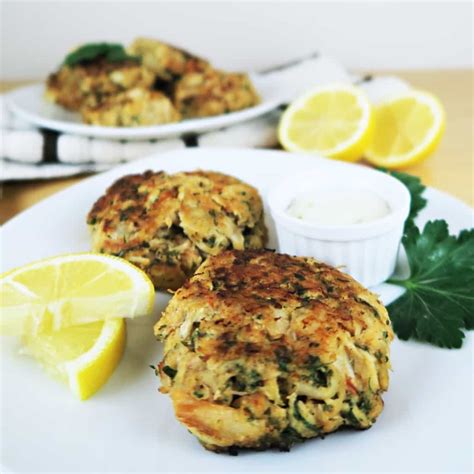 Gluten-free Low Carb Crab Cakes Recipe (Paleo)