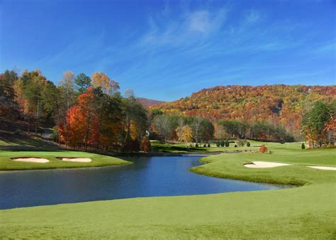 Apple Valley Golf Course At Rumbling Bald Resort: Apple Valley ...