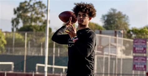 Dante Moore flips to UCLA from Oregon: What it means for the Bruins - College Football HQ