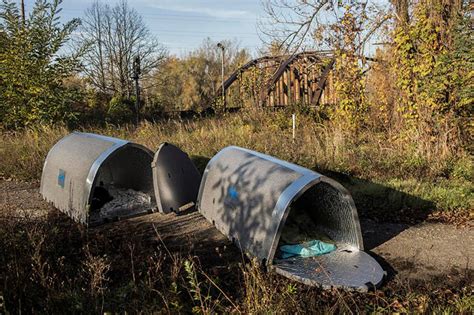 iglou is an insulated, waterproof shelter for homeless people