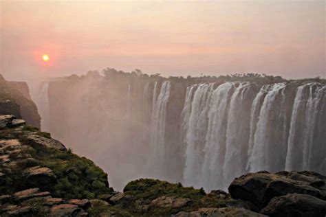 victoria falls sunset 750 - ROAM Family Travel