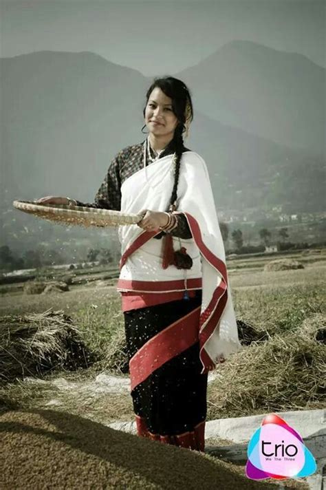 Newari dress | Nepal culture, World cultures, Native north americans