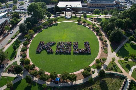 Kennesaw State University • Welcome to College