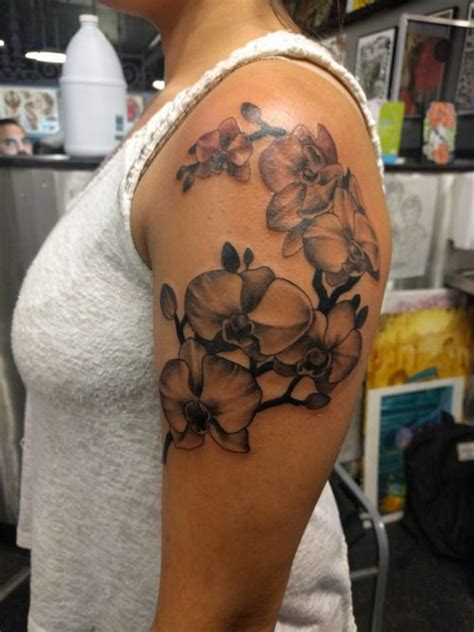 Best Tattoo Arts | Tattoo orchidee, Tattoo sterne blumen, Tattoo ...