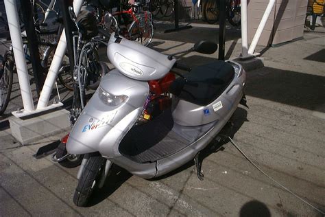 Electric scooter | LHOON | Flickr