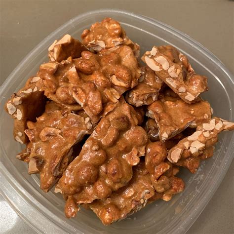 Microwave Oven Peanut Brittle - Crockpot Girl