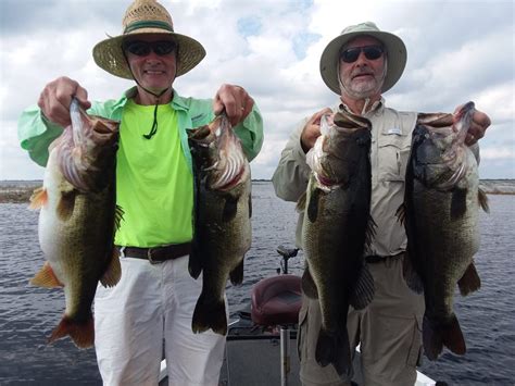 Okeechobee Fishing Guides- Okeechobee Fishing Report 11/10/17 – Lake Okeechobee Bass Fishing at ...