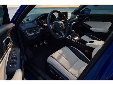 2025 Acura Integra: 40 Interior Photos | U.S. News