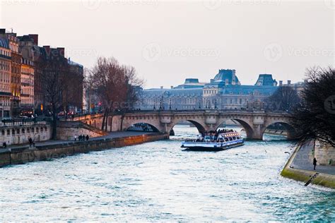 Seine river and Pont Neuf in Paris 11393980 Stock Photo at Vecteezy