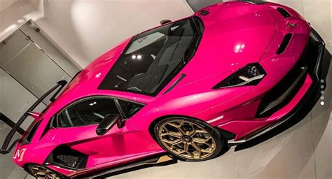 Nicki Minaj Pink Lamborghini Aventador
