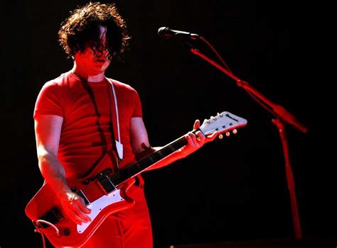 Recommended: The White Stripes - Icky Thump (Live At Hyde Park 2007 ...