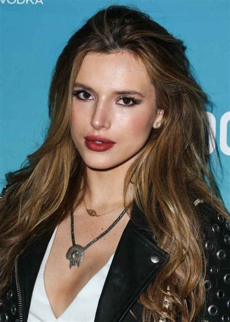 Bella Thorne at the 2016 launch of the Boohoo.com pop-up shop. Bella Throne, Provocateur, Hot ...