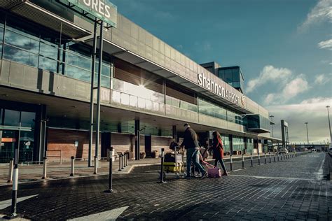 80 years since landing of first passengers at Shannon Airport – The ...