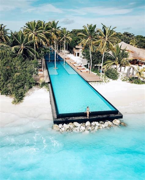 Longest infinity pool, Maldives. Vacation Places, Dream Vacations, Vacation Spots, Vacay ...