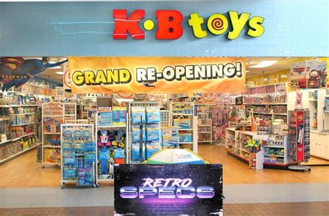 KB Toys: The First Stop At The Mall I LRM's Retro-Specs