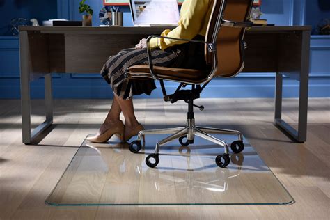 Vitrazza Glass Chair Mats vs Plastic: Which One to Choose? | Vitrazza