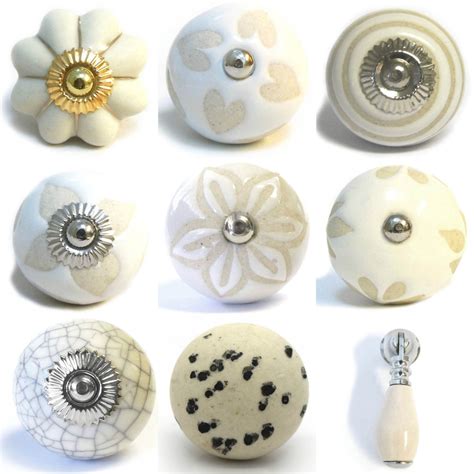 Cream ceramic door knobs – Door Knobs