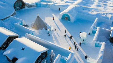 Swedish ice hotel offers tourists sub-zero temperatures