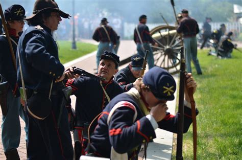 Civil War Battle 496 | Civil War Reenactment Battle at Naper… | Flickr