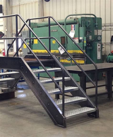 Non Slip Safety Grating Stair Treads for Industrial Access Solutions ...