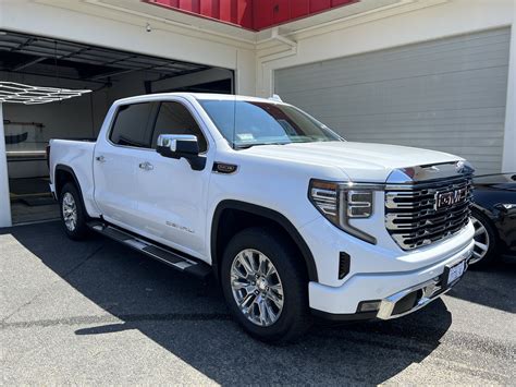 2023 GMC Sierra 1500 Denali (Summit White) — DETAILERSHIP™