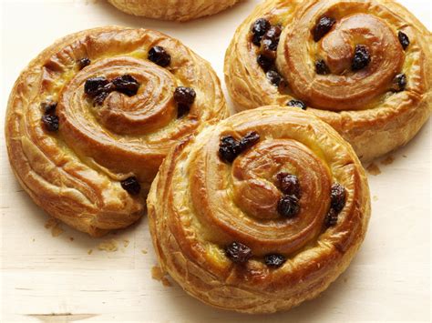 5 French Christmas Breakfast Pastry Recipes