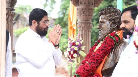 Anand Dighe Death Anniversary: CM Eknath Shinde commemorates Shiv Sena leader with ambulance ...