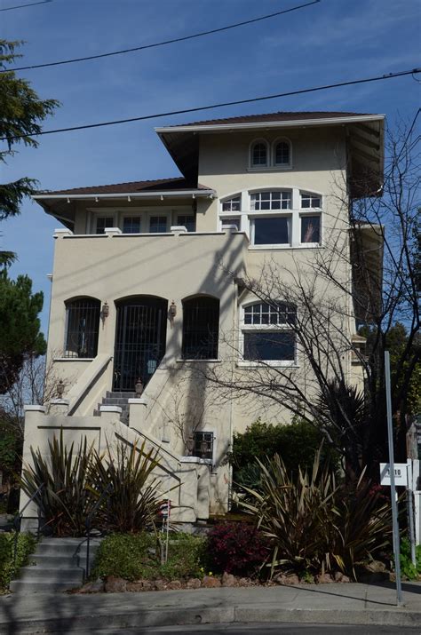 Information about "DSC_3771.JPG" on ida louise jackson house - Oakland - LocalWiki