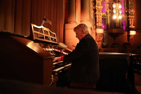 Listen: Castro Theatre's organ player rises again