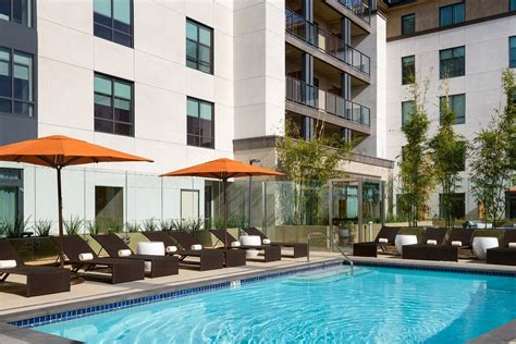 Hyatt Place Pasadena Pool: Pictures & Reviews - Tripadvisor