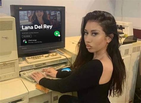 Pin by 🌑Biboo🌑 on Memes w just faces in 2021 | Lana del rey meme face, Lana del rey, Kali uchis