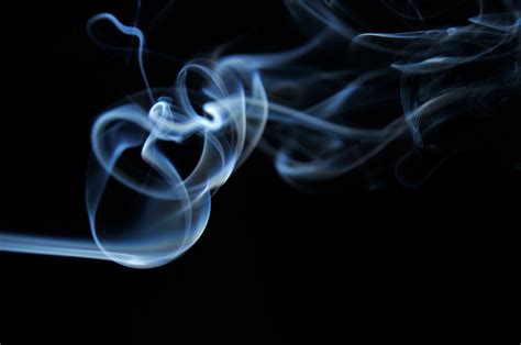 Colour your incense smoke photographs in Photoshop | ePHOTOzine