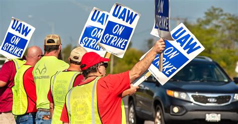 How the UAW Strike is Shaking Up the Automotive Supply Chain - Resilinc