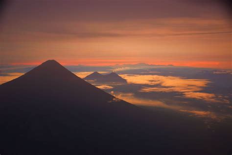 Acatenango Volcano Hike – My Story - Destinationless Travel