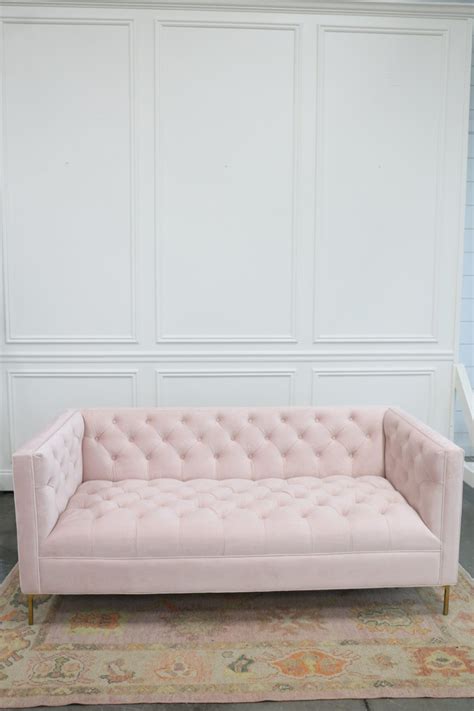 Blush Tufted Sofa — Lilac Lane Rentals