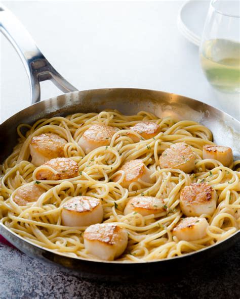 Creamy White Wine Scallops Pasta - Busy Cooks