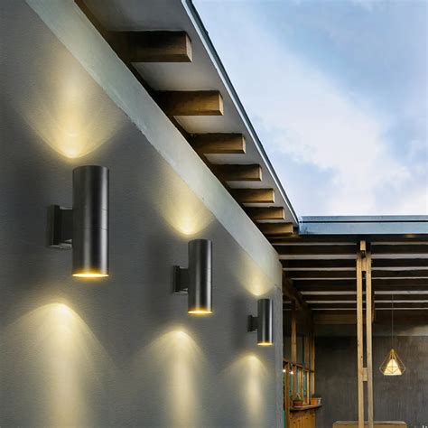 Outdoor Wall Lights