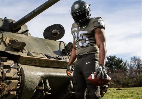 Pics/Video: Army West Point football program unveils uniforms for 2020 ...