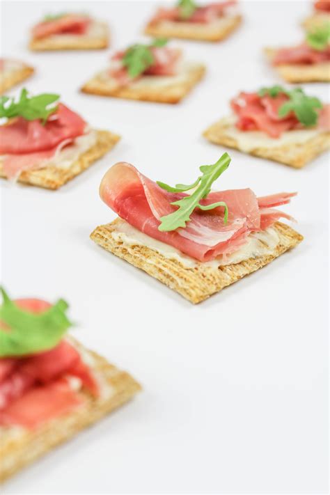 Easy TRISCUIT Appetizer - Let's Mingle Blog