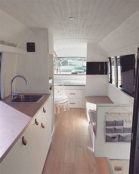 Almost looking like a real home 😍 🚐 1997 Nissan Civilian bus 📷 by @kunuthebus | Bus living ...