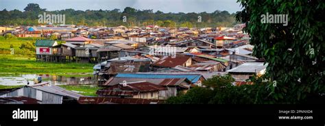 Iquitos, Peru - Apr, 2022: Floating shantytown of Belén, consisting of ...