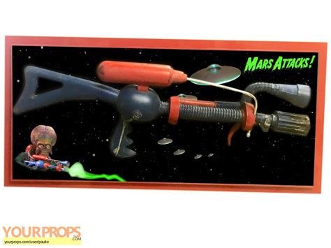 Mars Attacks! alien blaster original movie prop