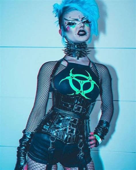 Punk Fashion Aesthetic, Cyberpunk Aesthetic Outfit, Cyber Punk ...