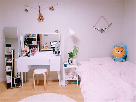 Pin oleh 미라 di Home | Ide apartemen, Ide kamar tidur, Ide dekorasi kamar tidur