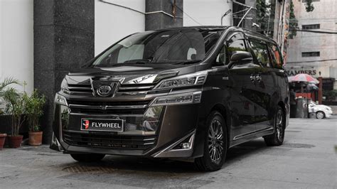 Experience Luxury in Motion: Toyota Vellfire Hybrid 2020 - FLYWHEEL