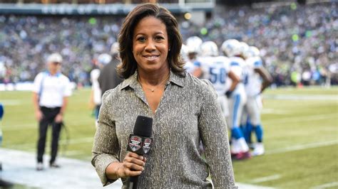 ESPN's Lisa Salters To Give College Of Comm Commencement Address - Onward State