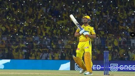 MS Dhoni Six IPL 2023: CSK's Thala Hits Two Consecutive Sixes off Mark Wood at Anbuden Stadium ...