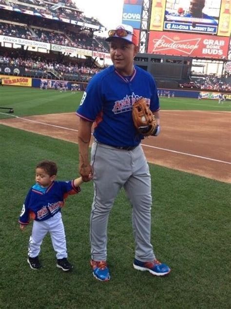 Miguel Cabrera and his son at the All Star Game : Basebaww